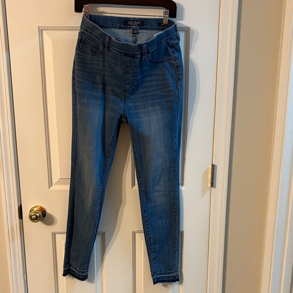 Judy Blue Dark Wash Skinny Jeans